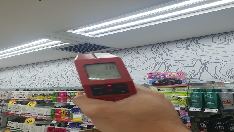 Manutenção de ar condicionado nas Lojas Rede 2